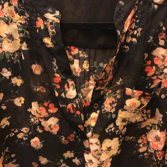 Black Floral Blouse - Picture 6 of 8